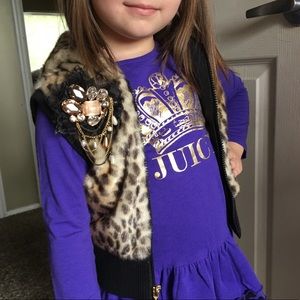 Juicy Couture Girls Vest Size 4/5